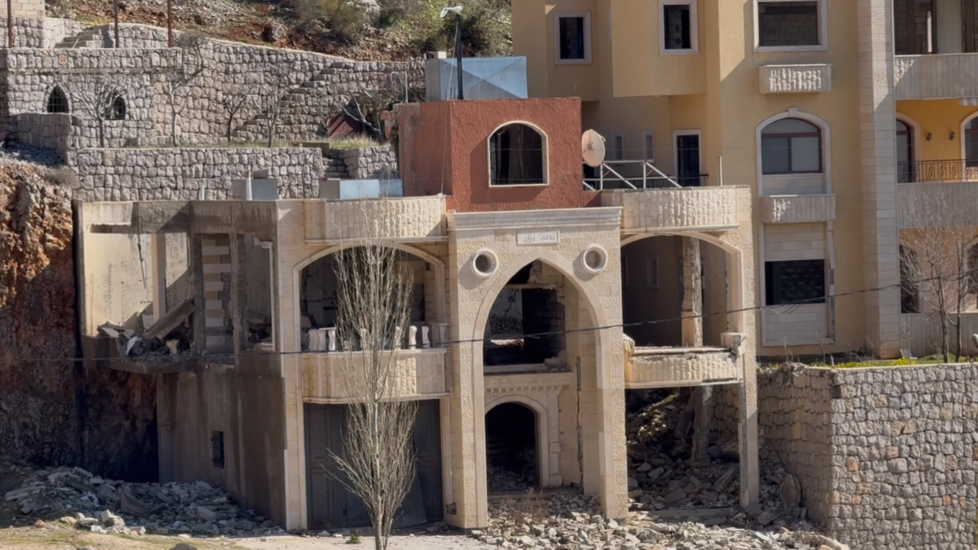 أهالي شبعا يتمسكون بأرضهم رغم التهديدات الأمنية