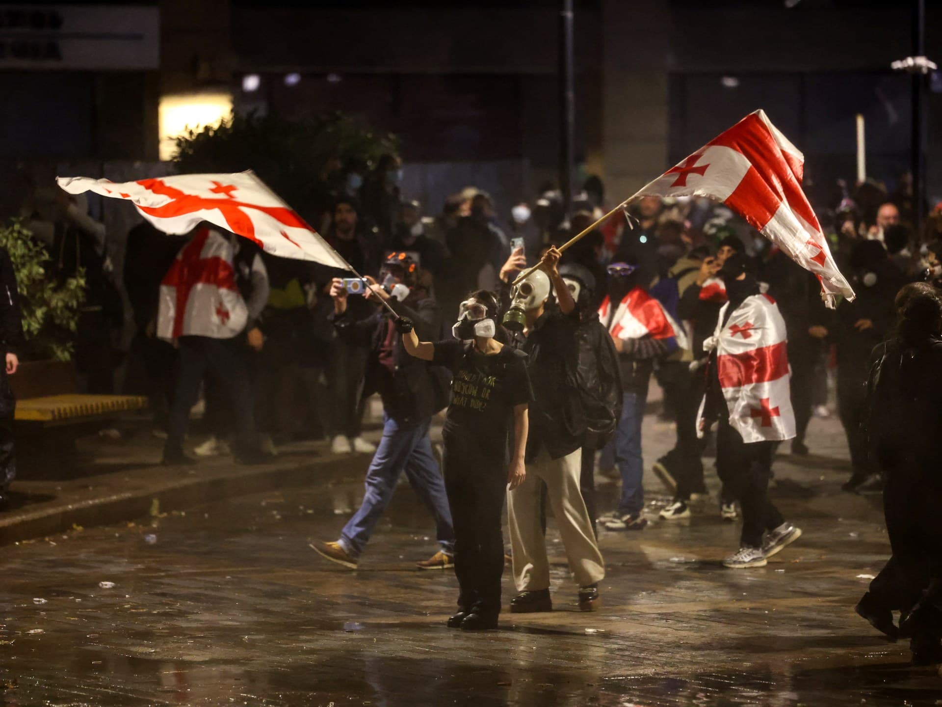 جورجيا تحرم مواطنيها بالخارج من التصويت وسط أزمة سياسية