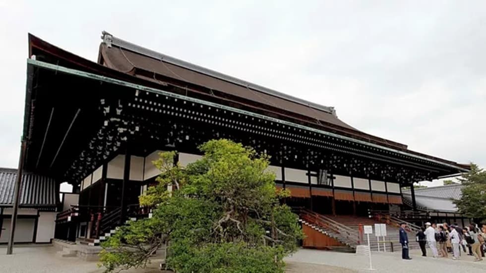 ملحمة الرونين الـ47: درس في الشرف والوفاء من التراث الياباني